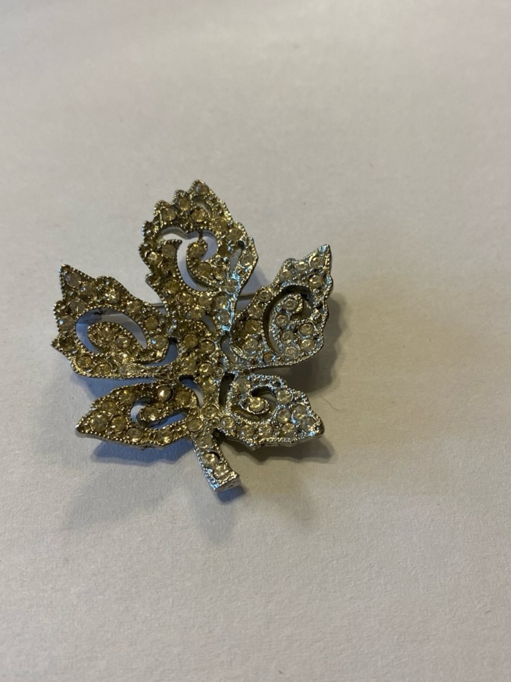 Silver tone Crystal Maple Leaf Brooch - Elegant Women s Jewelry